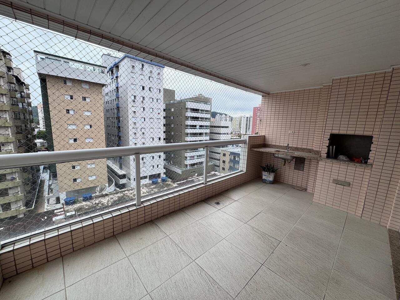 Apartamento à venda no Canto do Forte: 