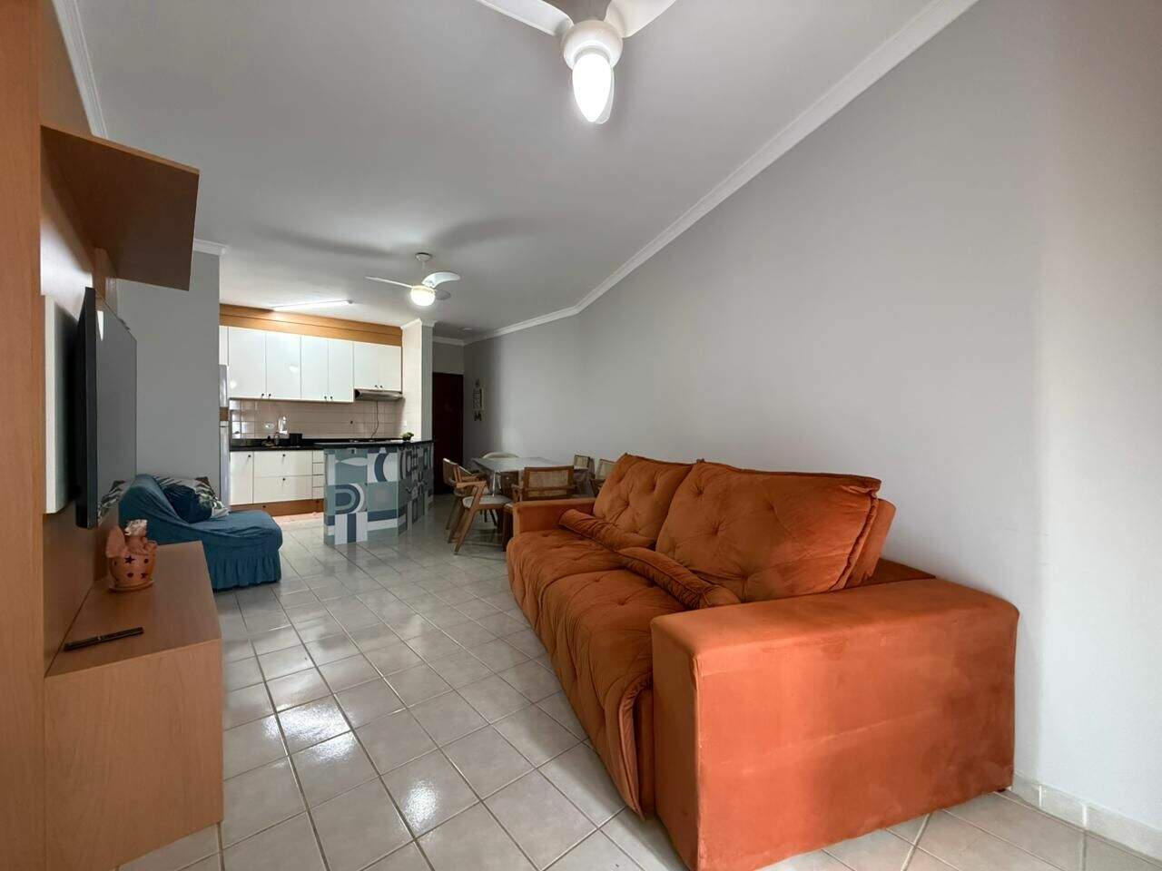 Apartamento à venda no Solemar: 