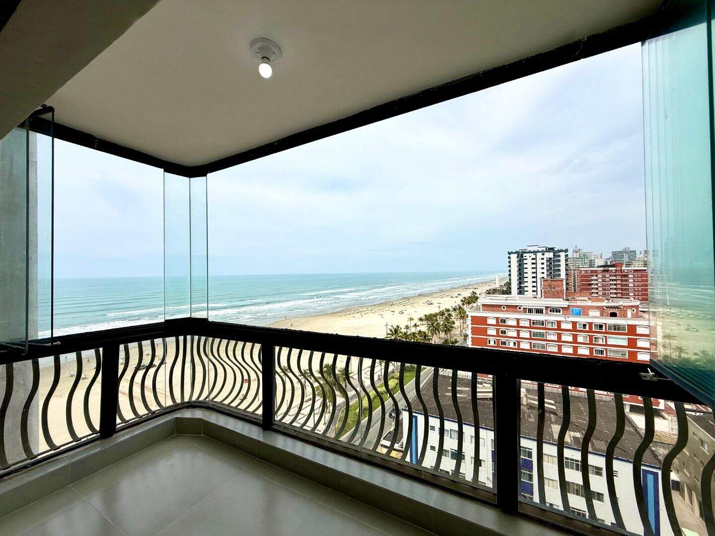 Apartamento à venda no Tupi: 
