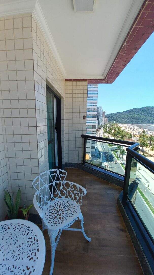 Apartamento à venda no Canto do Forte: 