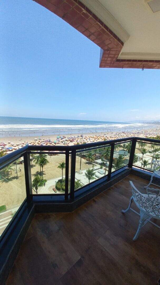 Apartamento à venda no Canto do Forte: 