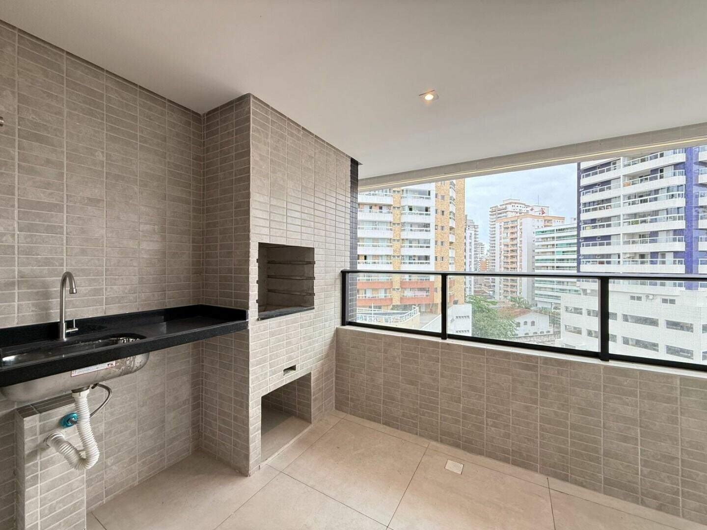 Apartamento à venda no Guilhermina: 