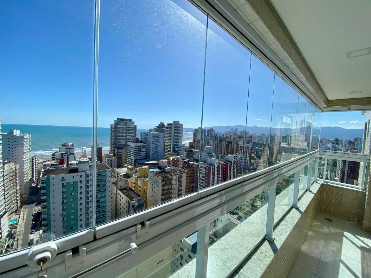 Apartamento à venda no Canto do Forte: 