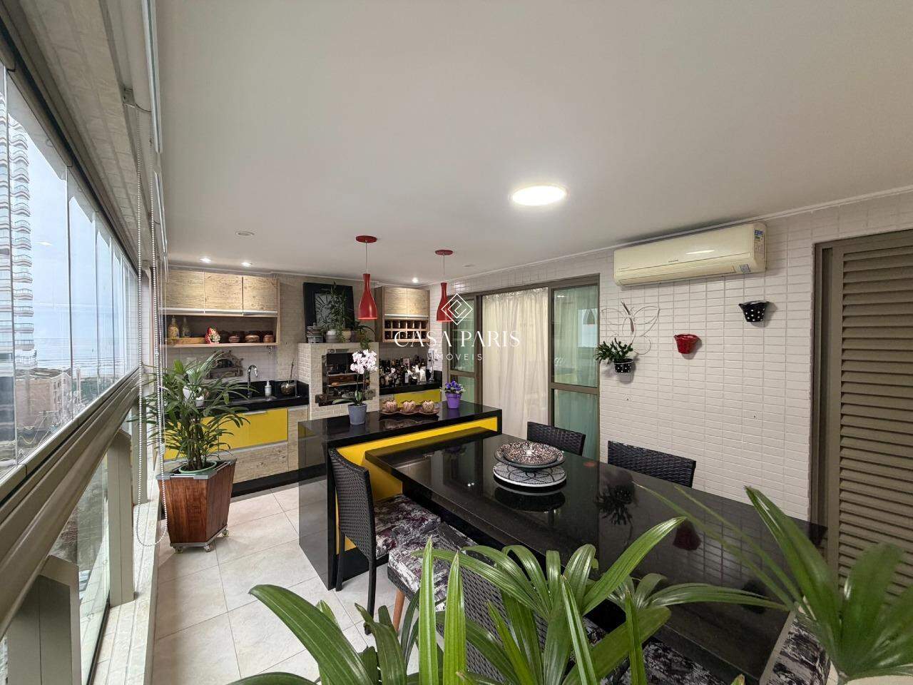Apartamento à venda no Canto do Forte: 