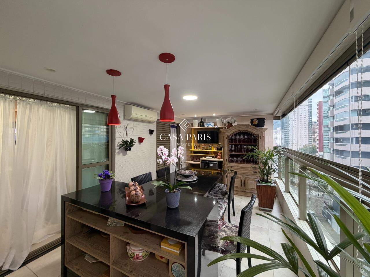 Apartamento à venda no Canto do Forte: 