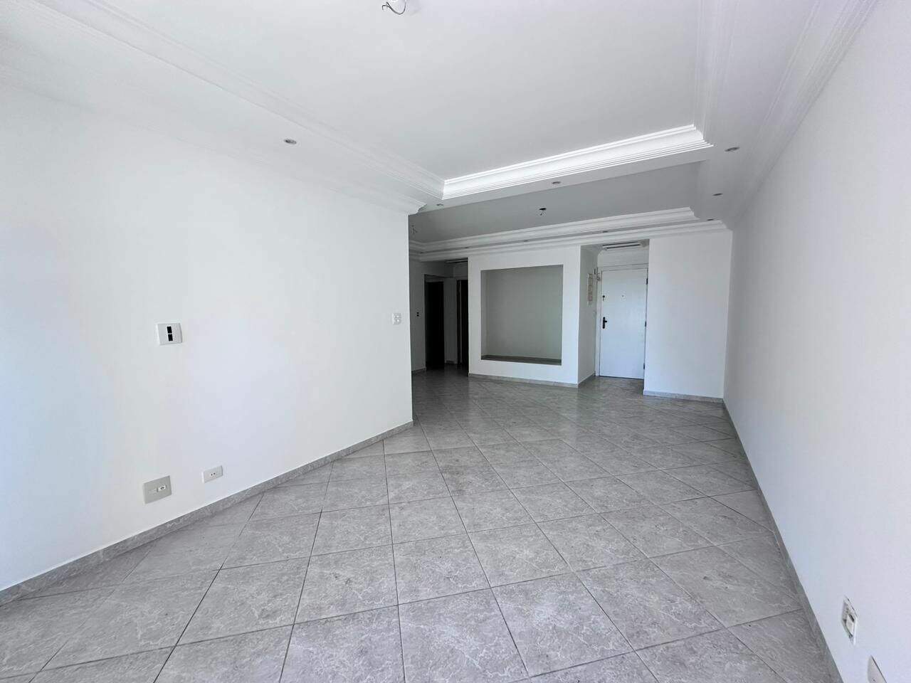 Apartamento à venda no Canto do Forte: 