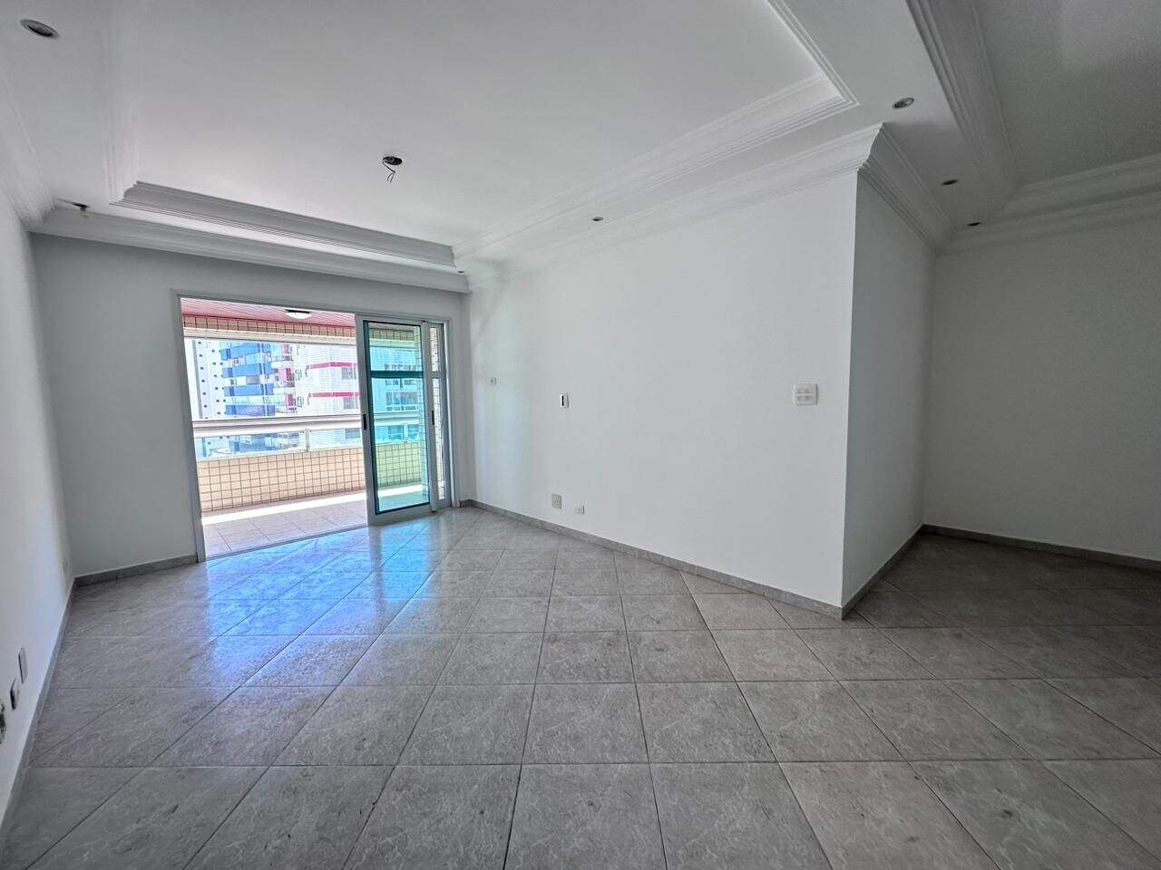 Apartamento à venda no Canto do Forte: 