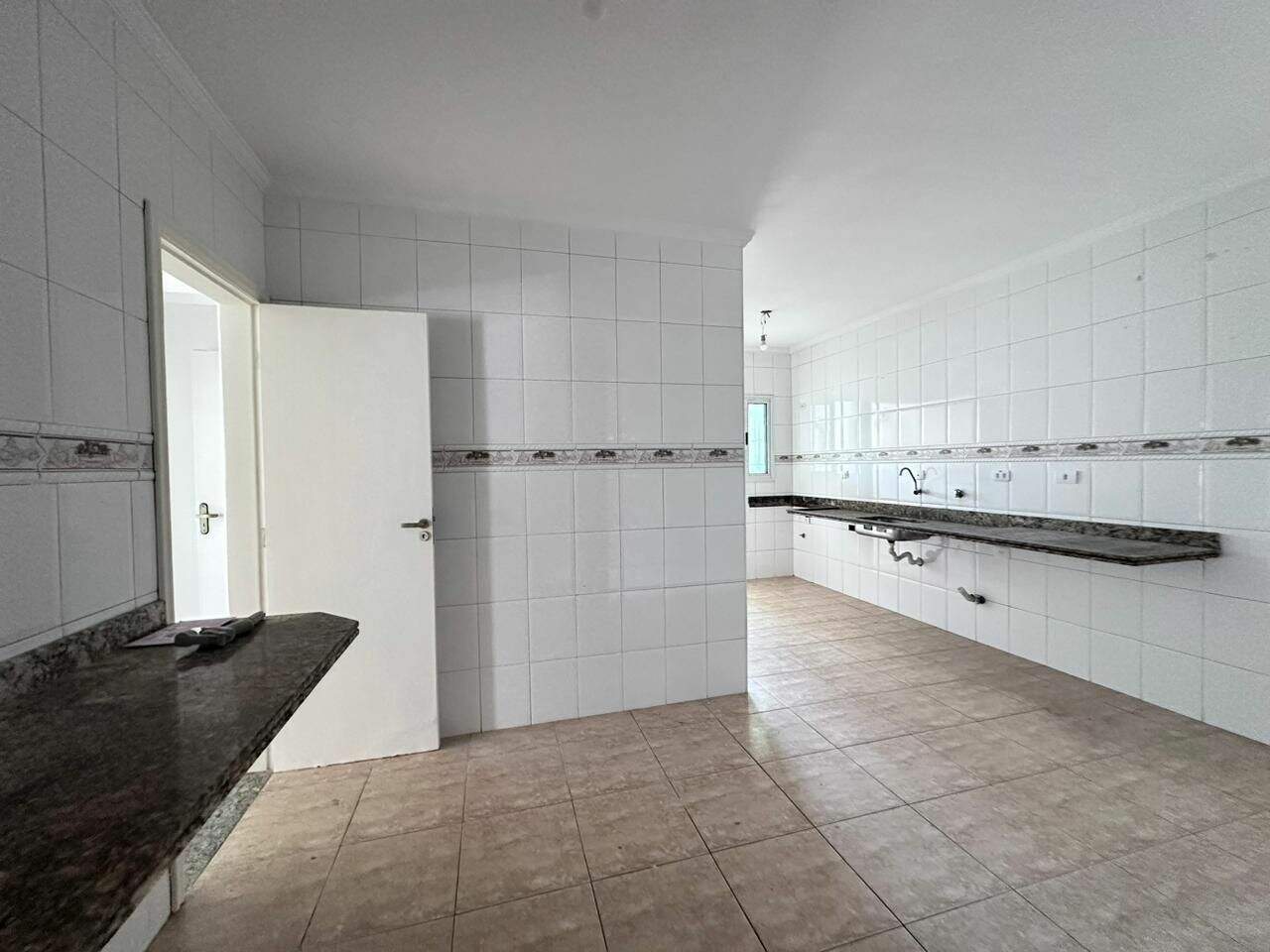 Apartamento à venda no Canto do Forte: 