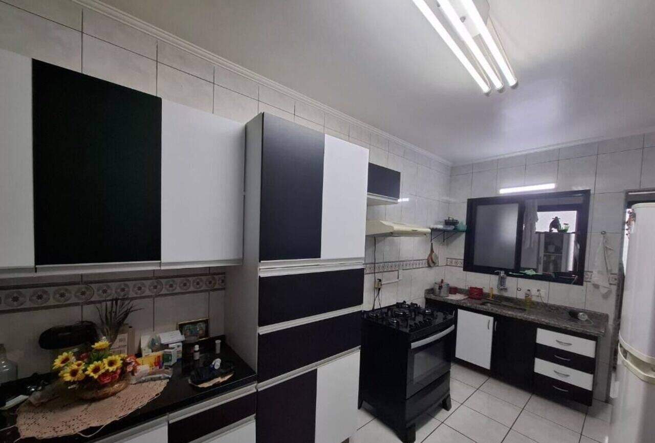Apartamento à venda no Guilhermina: 