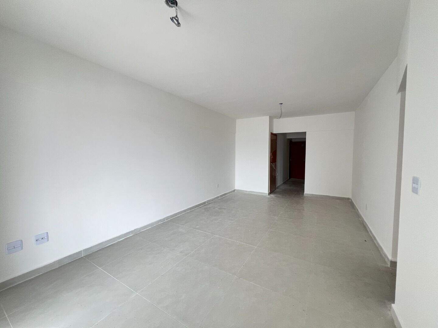 Apartamento à venda no Guilhermina: 