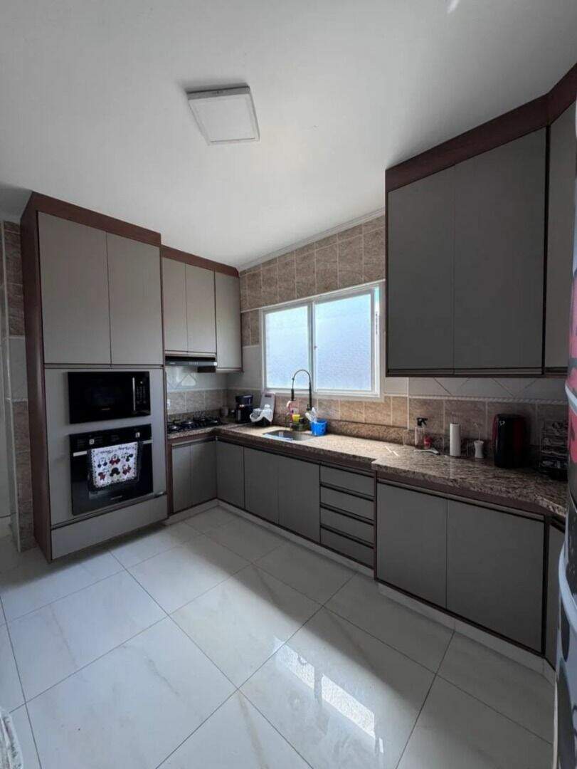 Apartamento Duplex à venda no Tupi: 