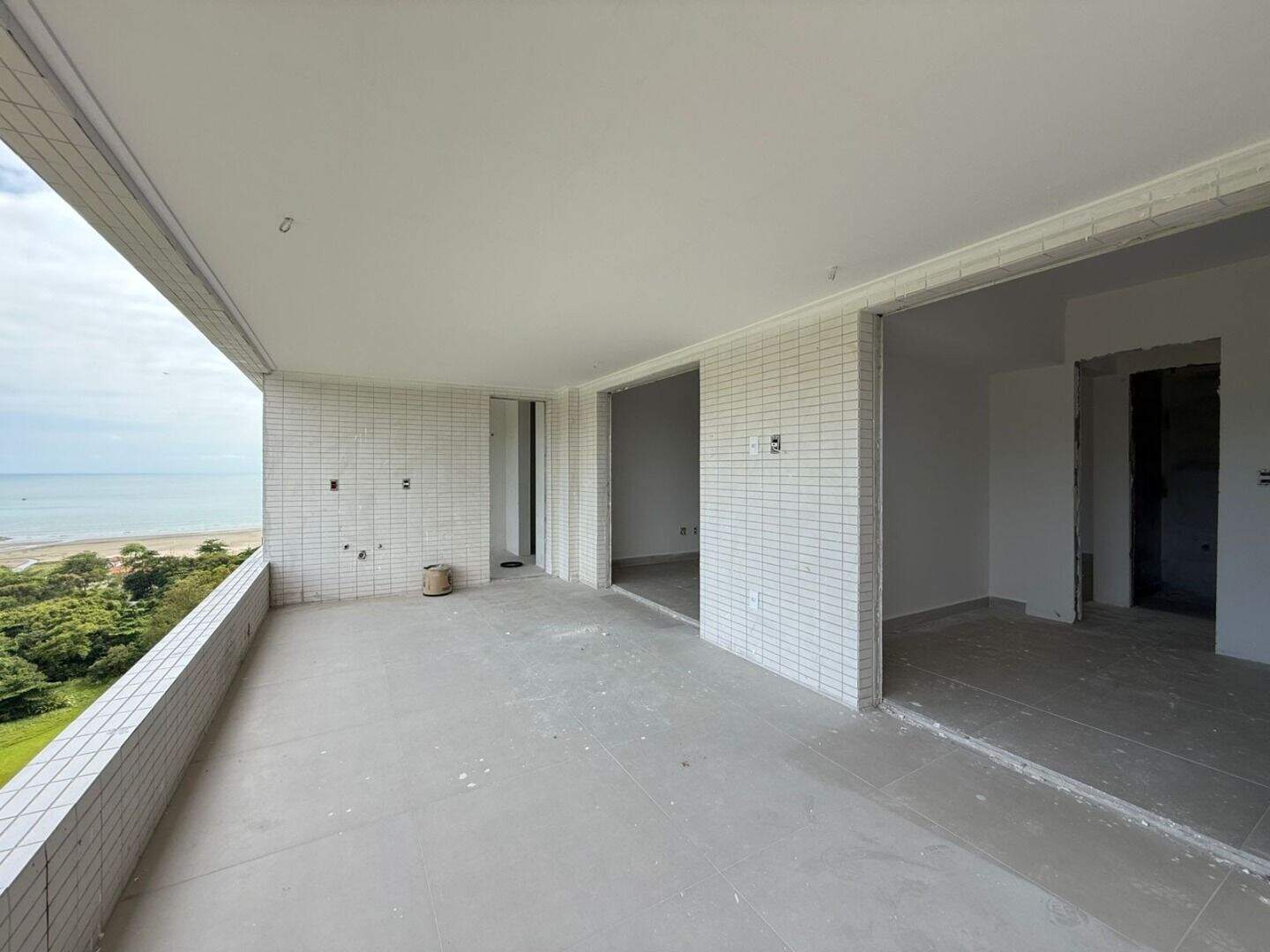 Apartamento à venda no Canto do Forte: 