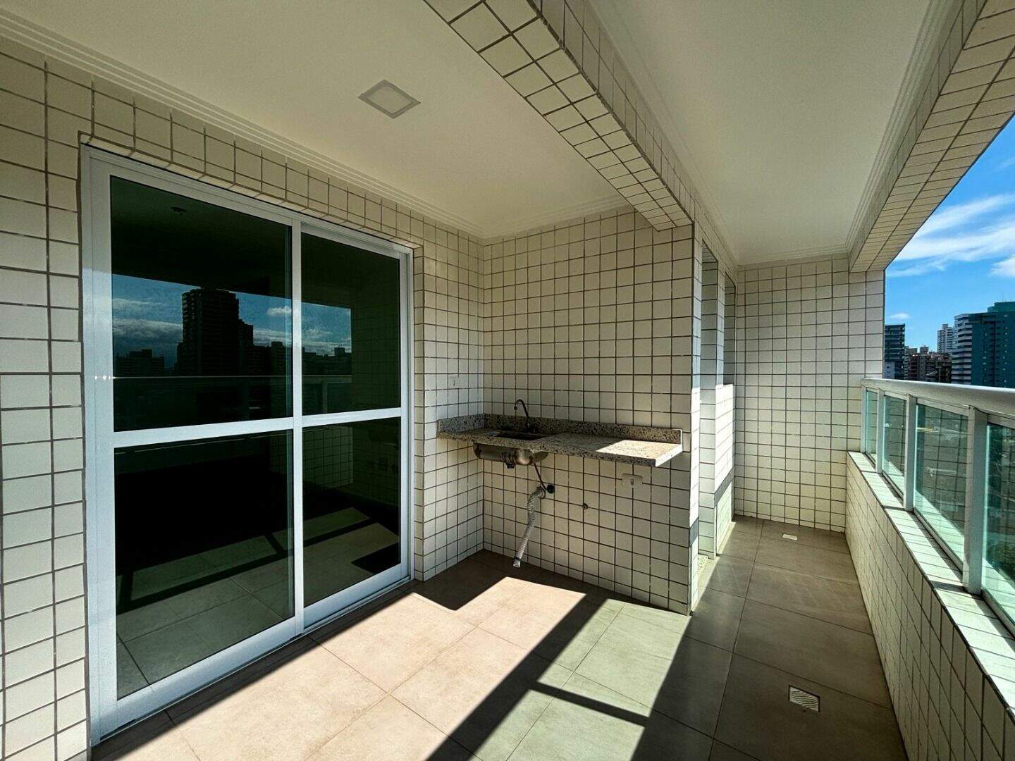 Apartamento à venda no Canto do Forte: 