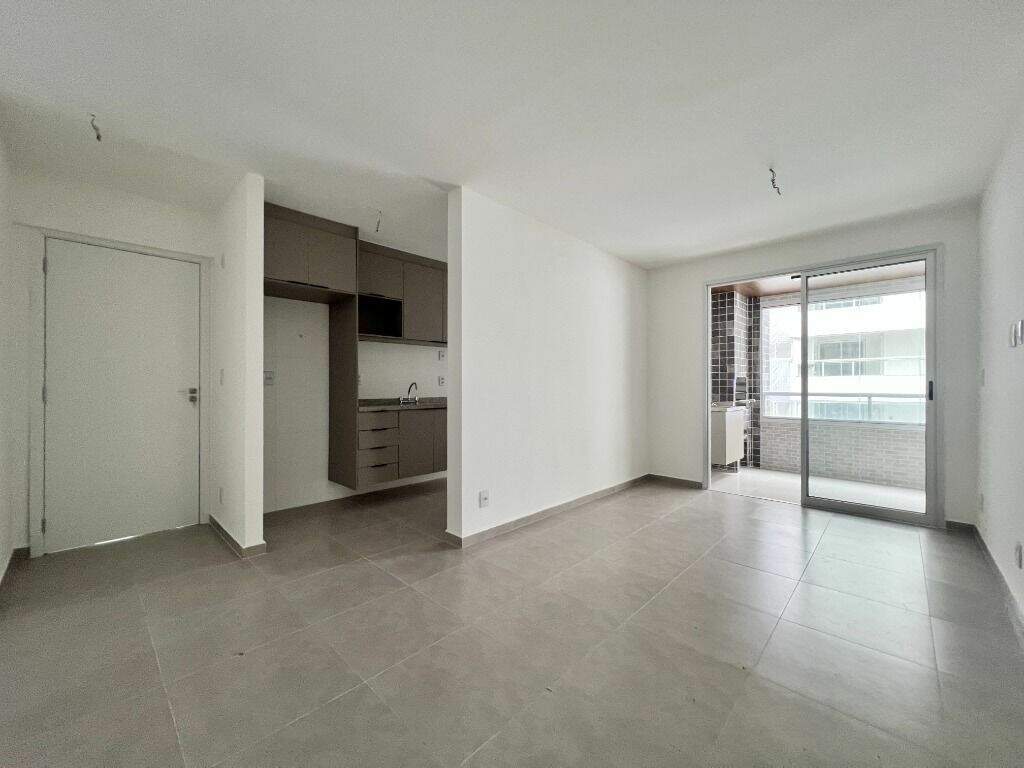 Apartamento à venda no Canto do Forte: 