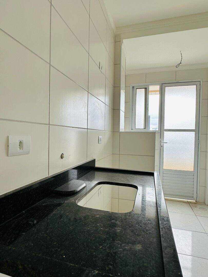 Apartamento à venda no Real: 