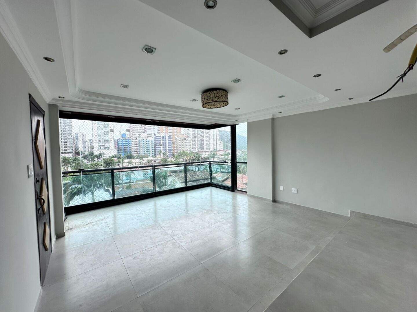 Apartamento à venda no Canto do Forte: 