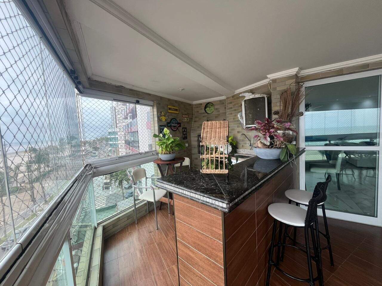 Apartamento à venda no Ocian: 
