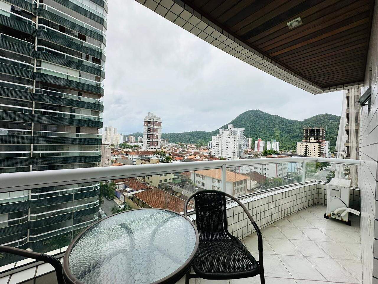 Apartamento à venda no Canto do Forte: 