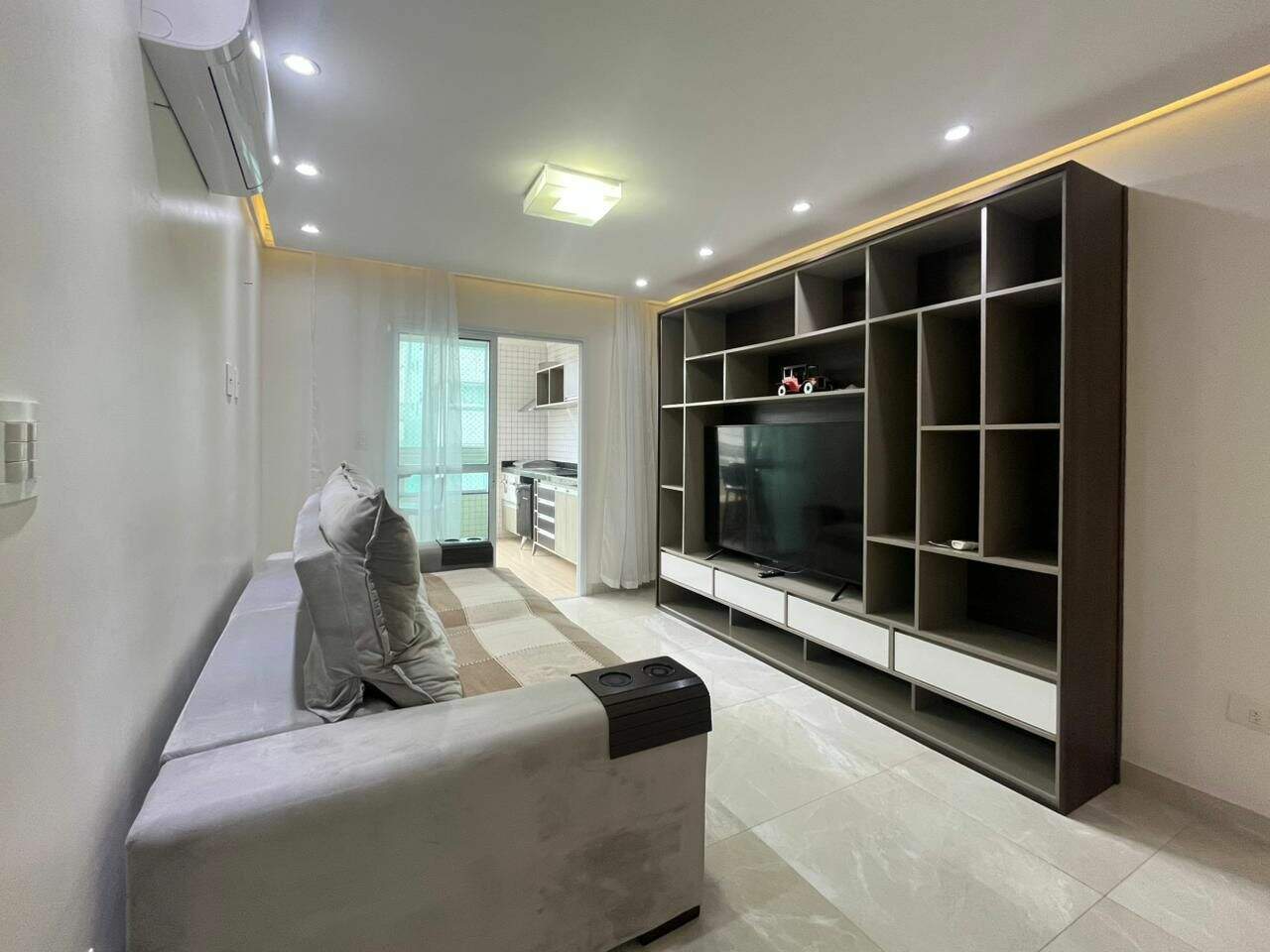 Apartamento à venda no Canto do Forte: 