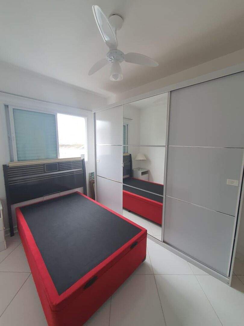 Apartamento à venda no Ocian: 