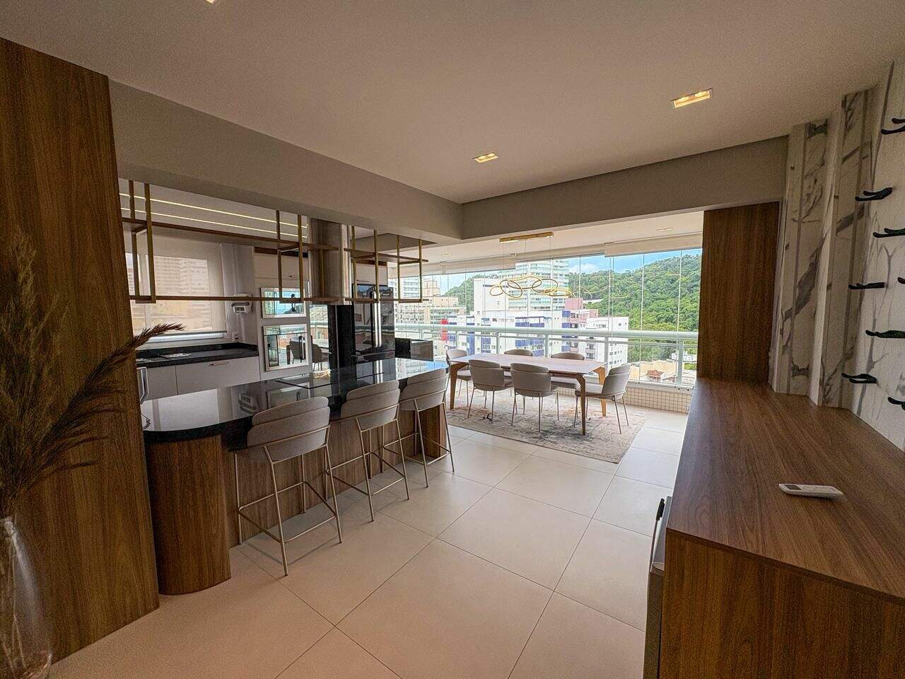 Apartamento à venda no Canto do Forte: 