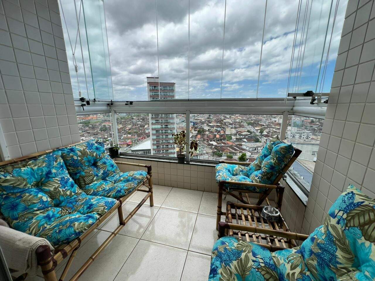 Apartamento à venda no Caiçara: 