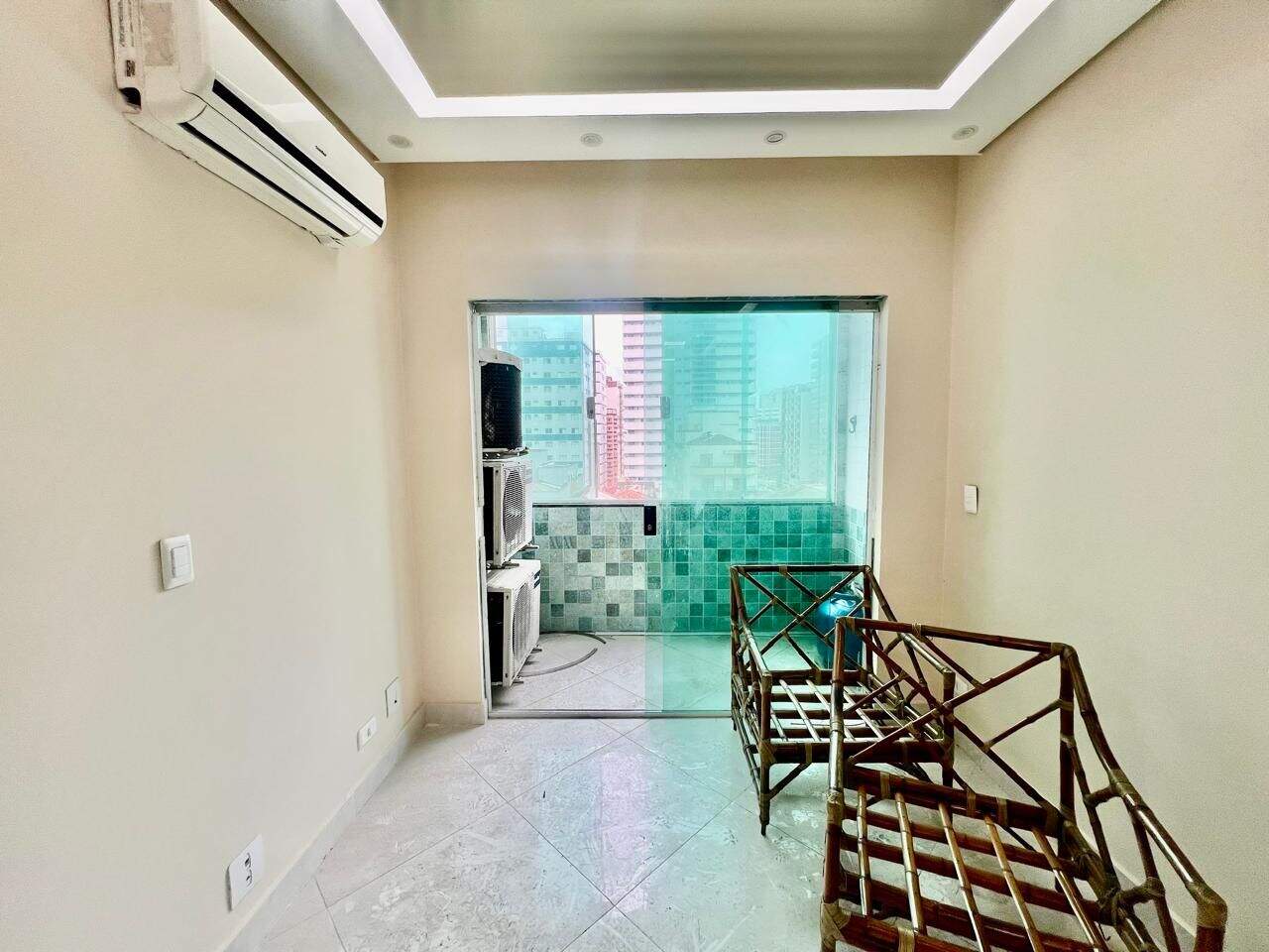 Apartamento à venda no Tupi: 
