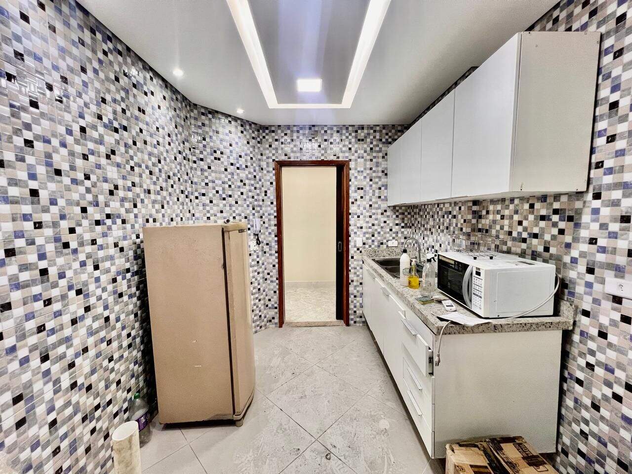 Apartamento à venda no Tupi: 
