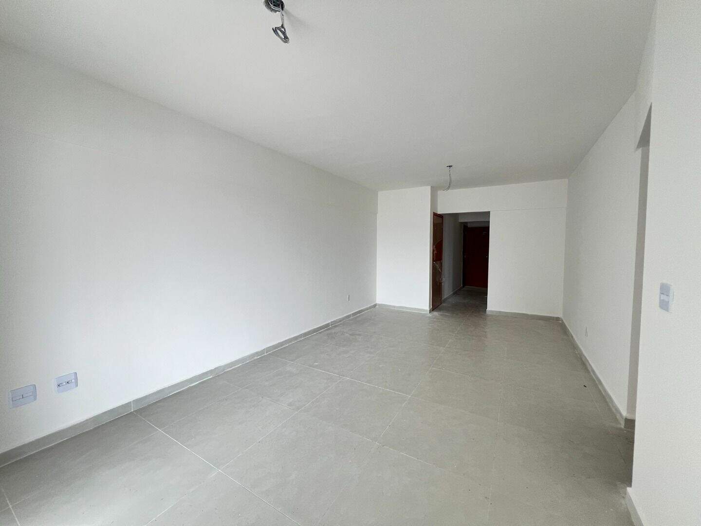 Apartamento à venda no Guilhermina: 