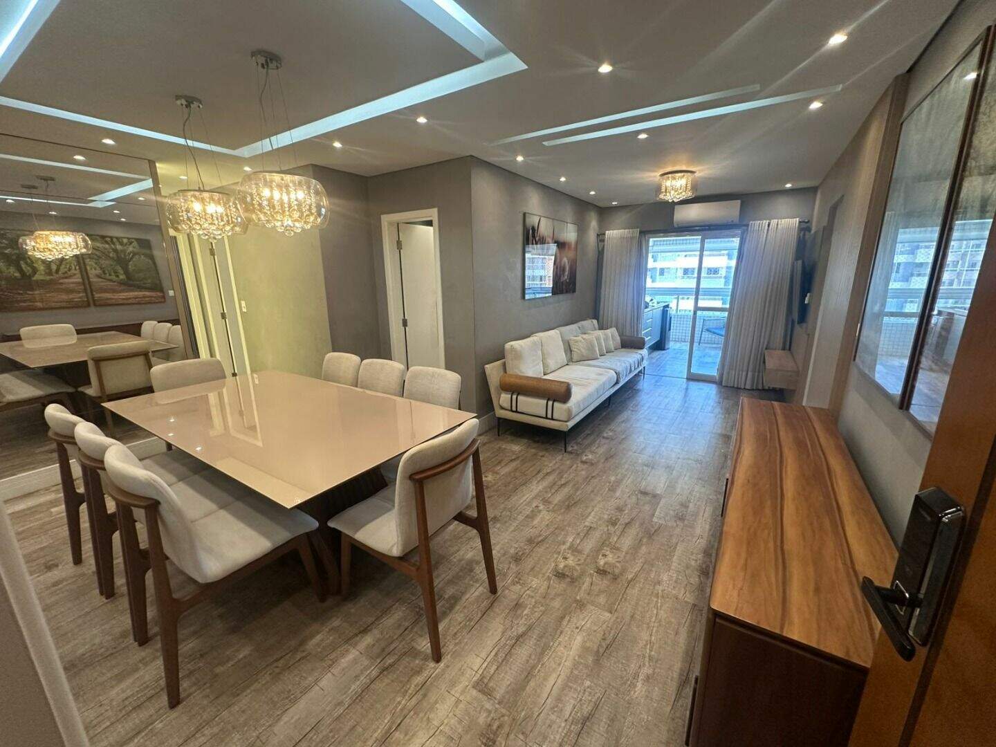 Apartamento à venda no Tupi: 