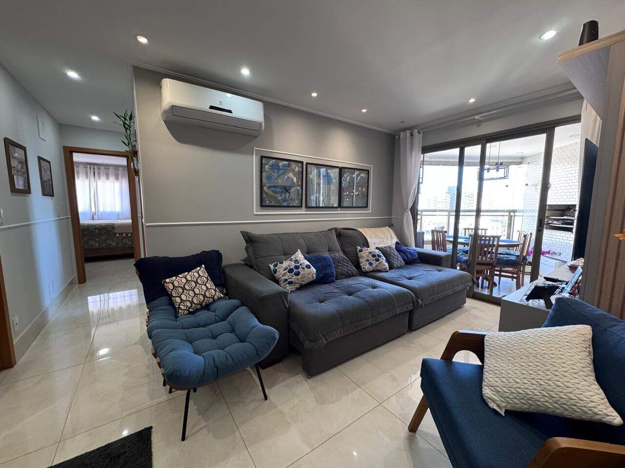 Apartamento à venda no Canto do Forte: 