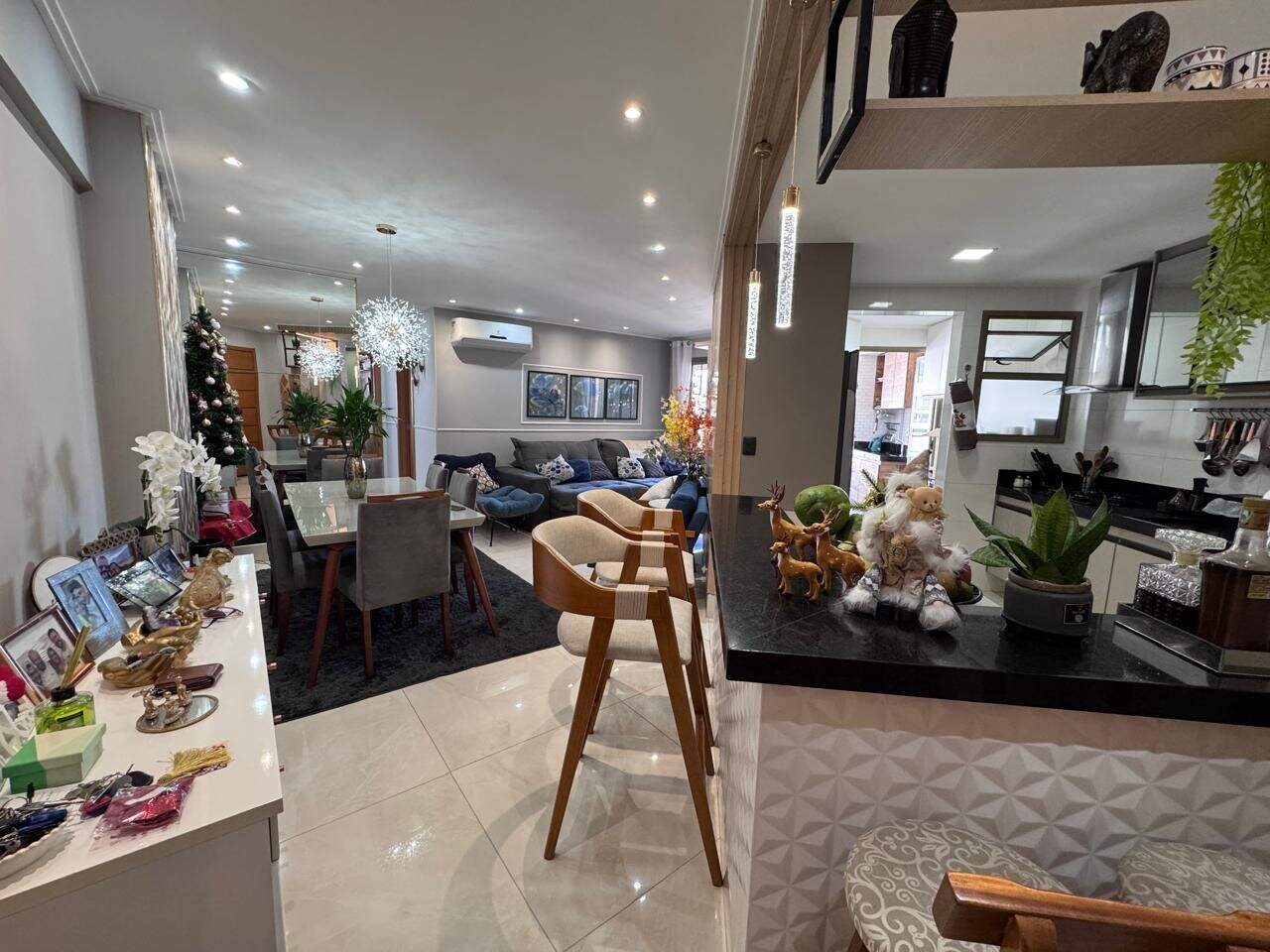 Apartamento à venda no Canto do Forte: 