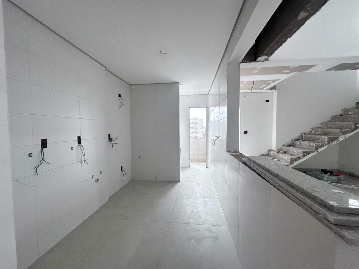 Apartamento Duplex à venda no Canto do Forte: 