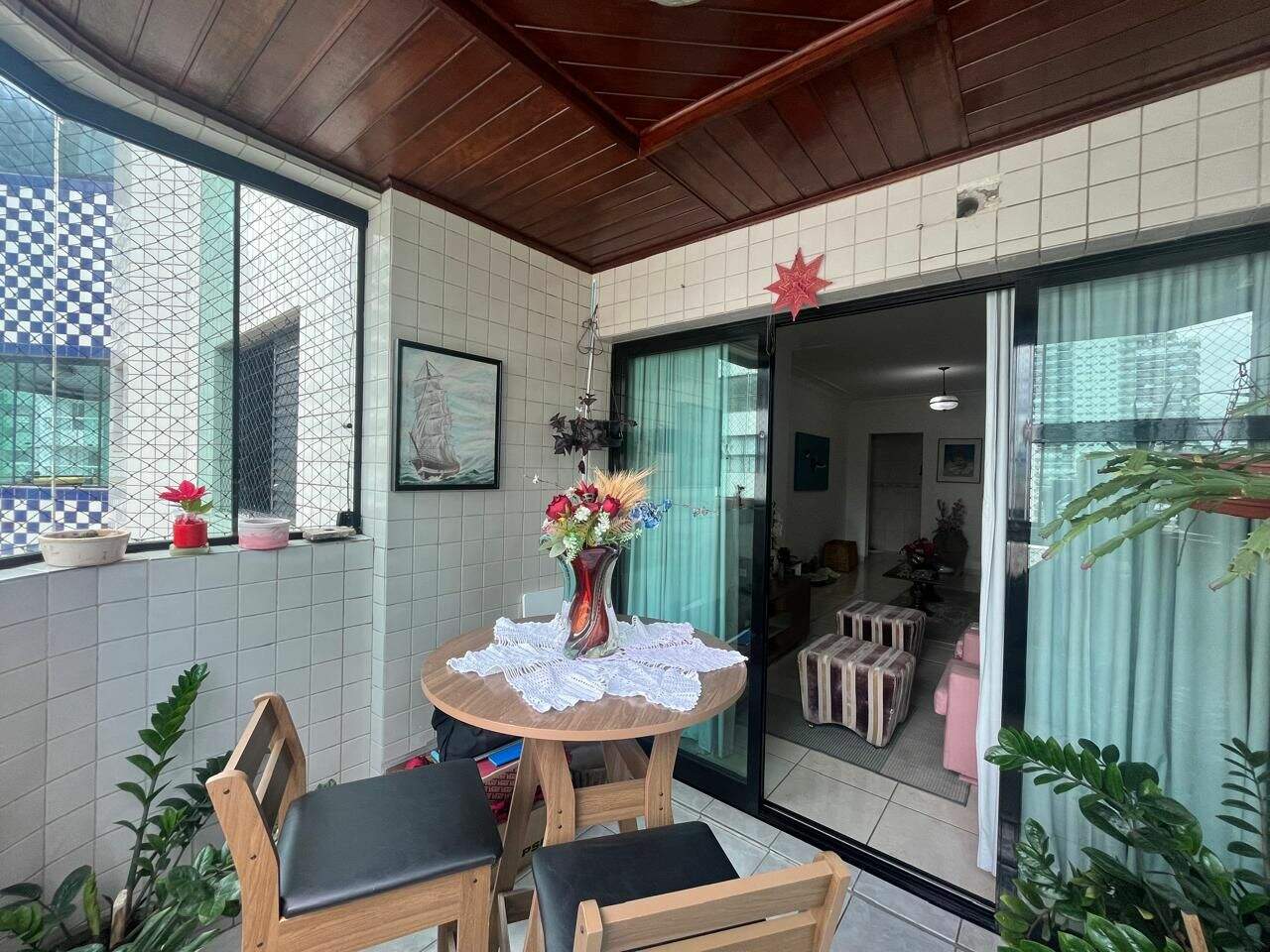 Apartamento à venda no Canto do Forte: 