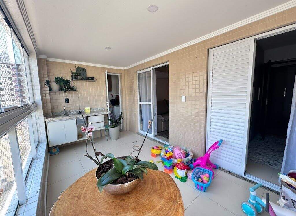 Apartamento à venda no Canto do Forte: 