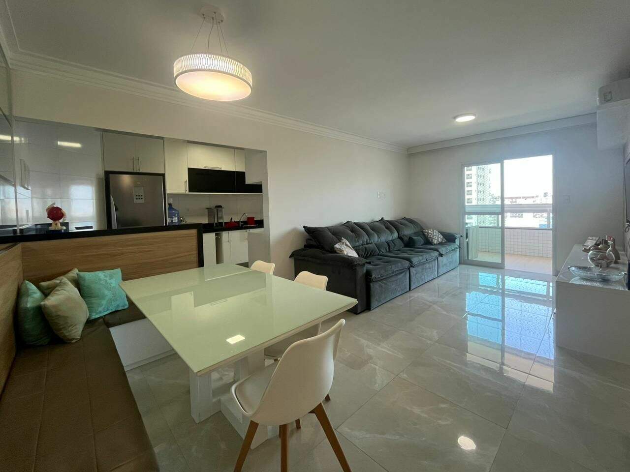 Apartamento à venda no Canto do Forte: 