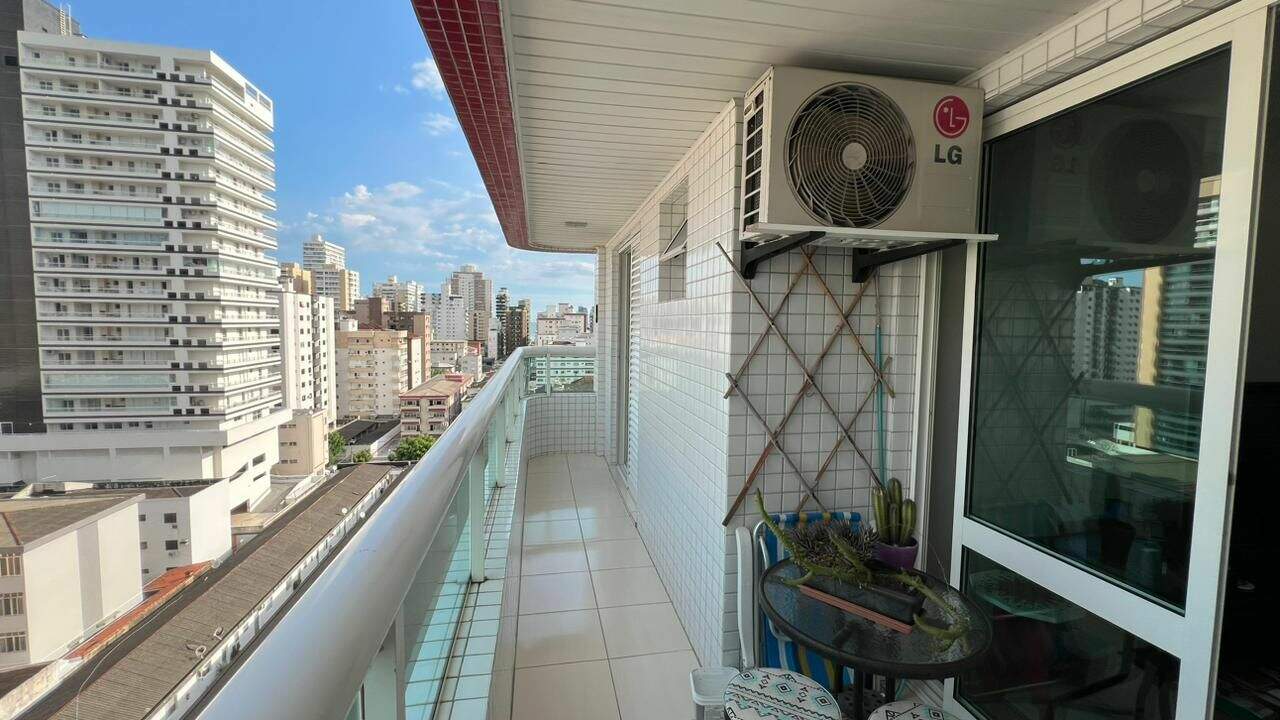 Apartamento à venda no Canto do Forte: 