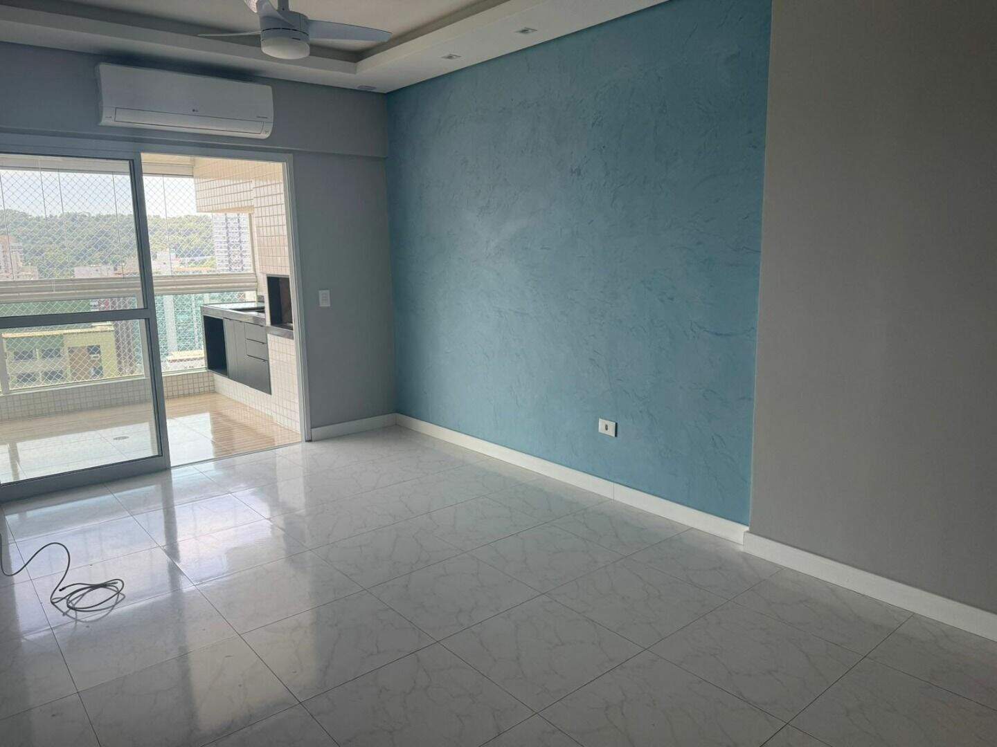 Apartamento à venda no Canto do Forte: 
