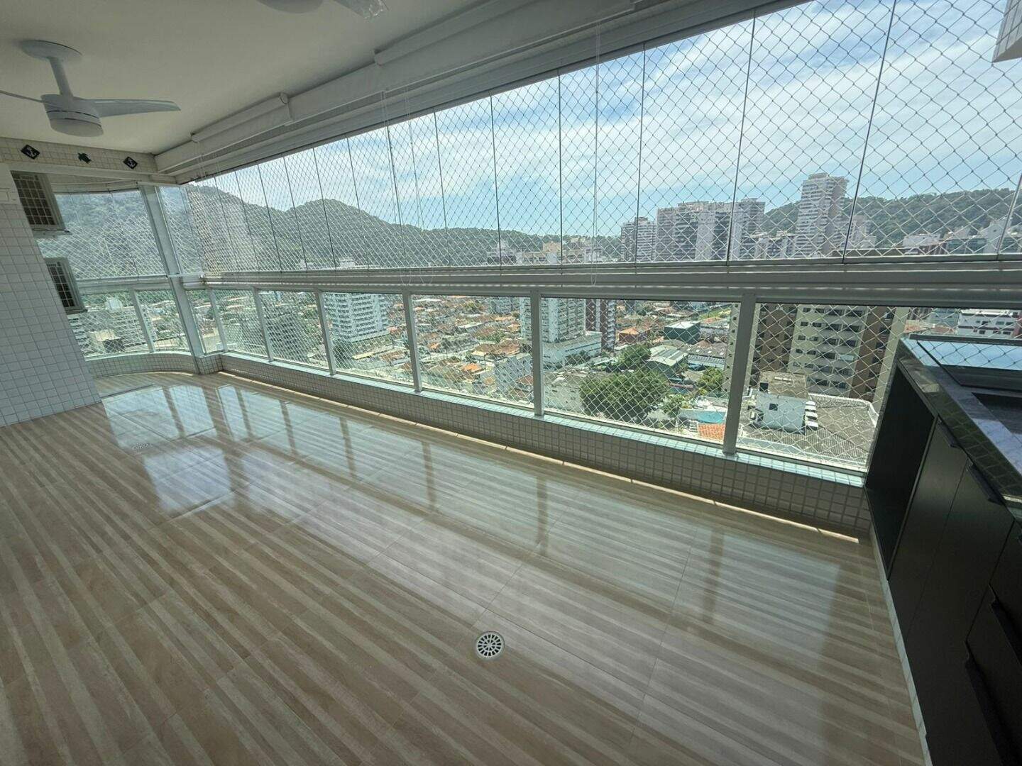 Apartamento à venda no Canto do Forte: 