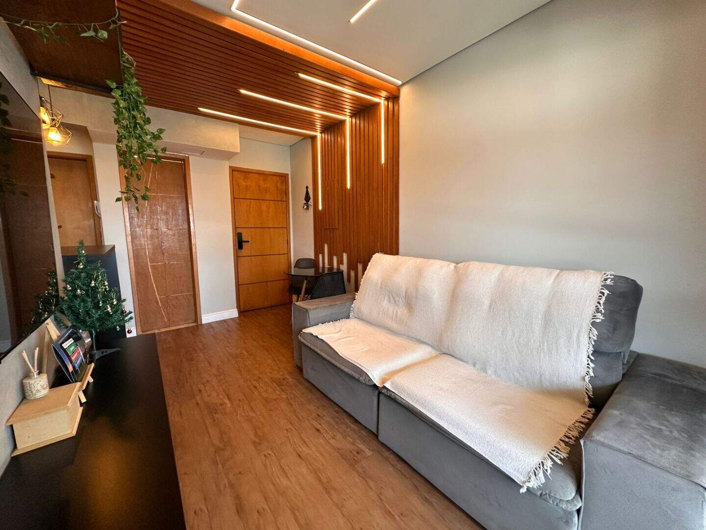 Apartamento à venda no Tupi: 