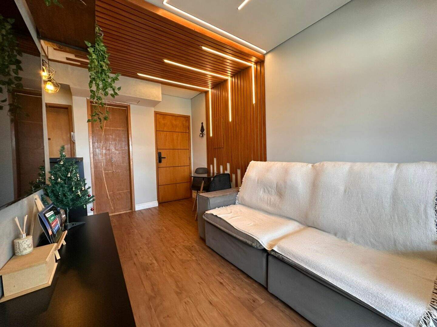 Apartamento à venda no Tupi: 