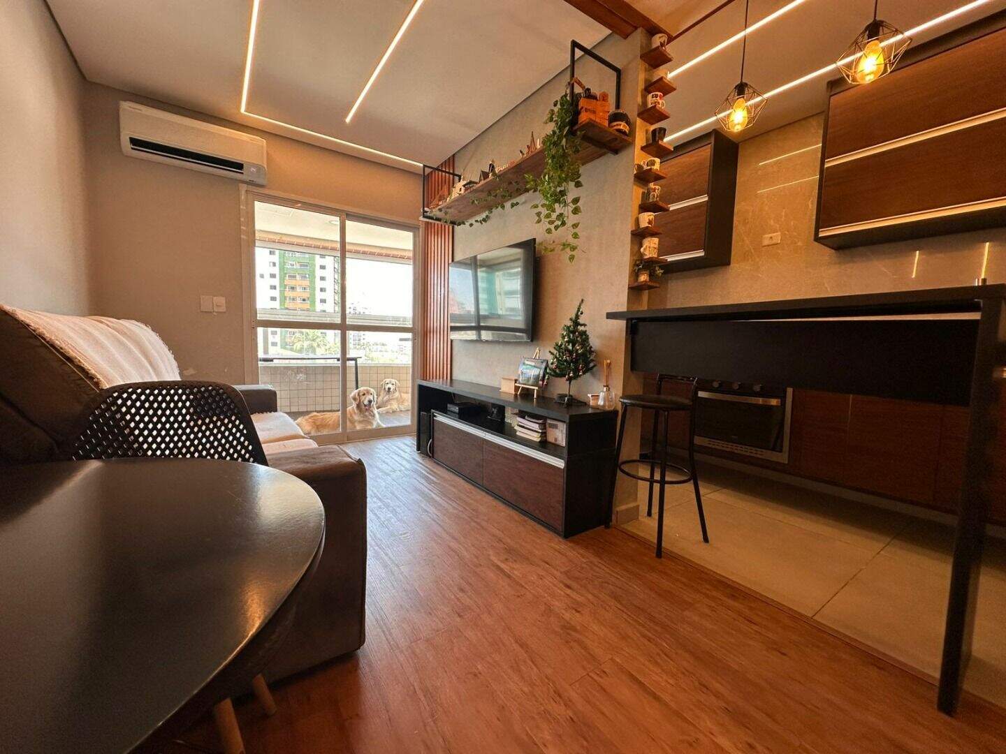 Apartamento à venda no Tupi: 