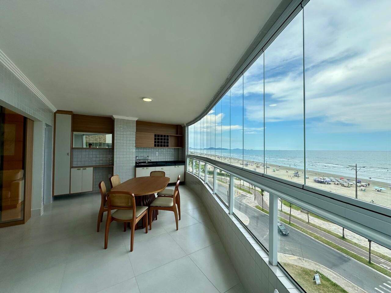 Apartamento à venda no Tupi: 