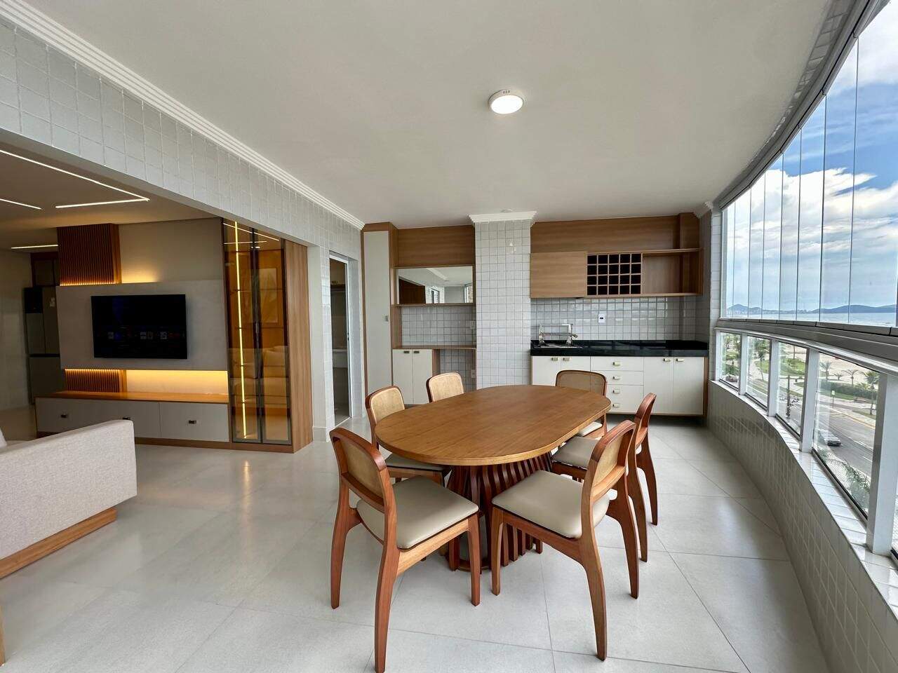 Apartamento à venda no Tupi: 