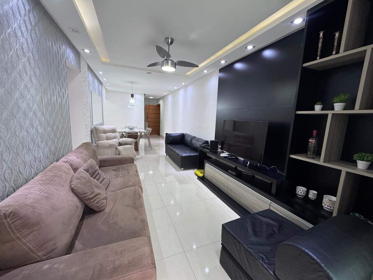 Apartamento à venda no Canto do Forte: 