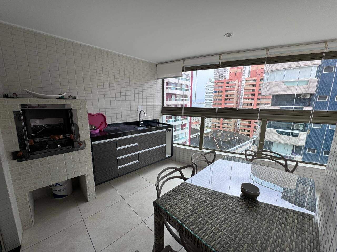 Apartamento à venda no Canto do Forte: 
