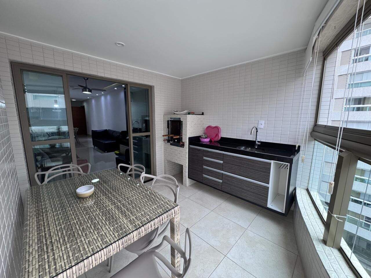 Apartamento à venda no Canto do Forte: 