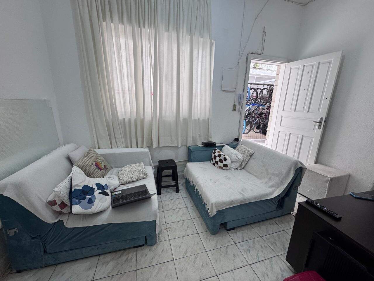 Apartamento à venda no Canto do Forte: 