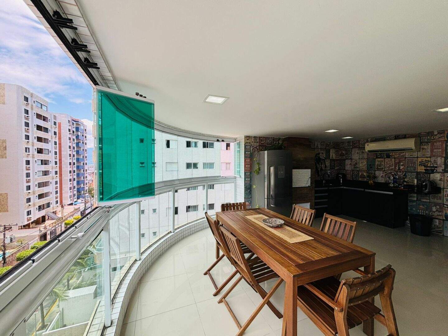 Apartamento à venda no Tupi: 