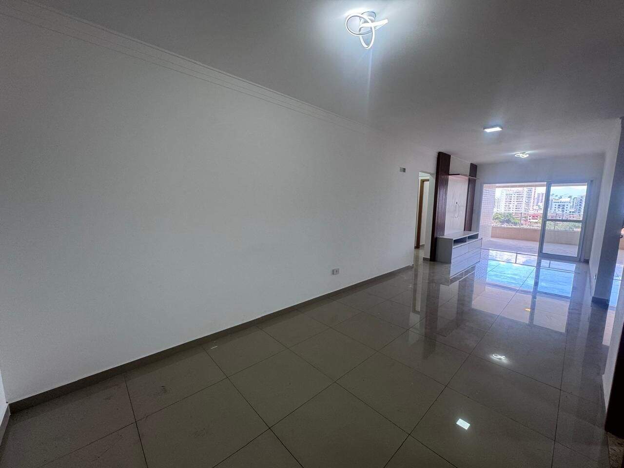 Apartamento à venda no Canto do Forte: 